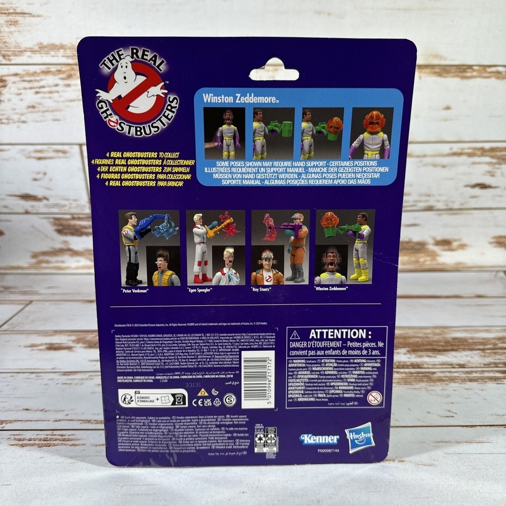 Ghostbusters Kenner Classics Winston Zeddemore & Scream Action Figure - Picture 3 of 3